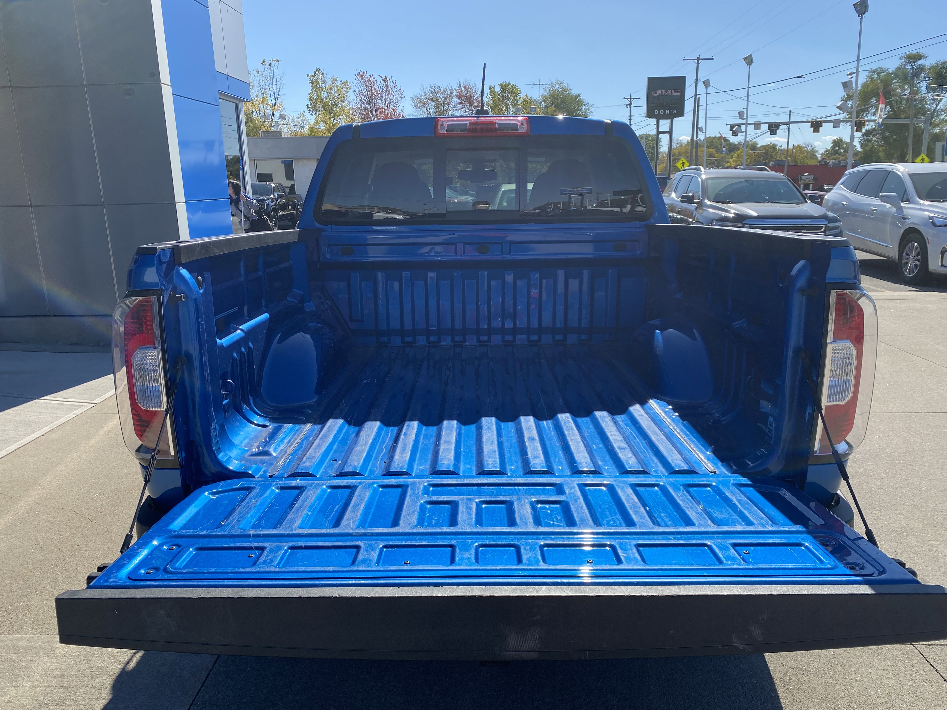 Used 2022 GMC Canyon Elevation w/ Trailering Package image 10