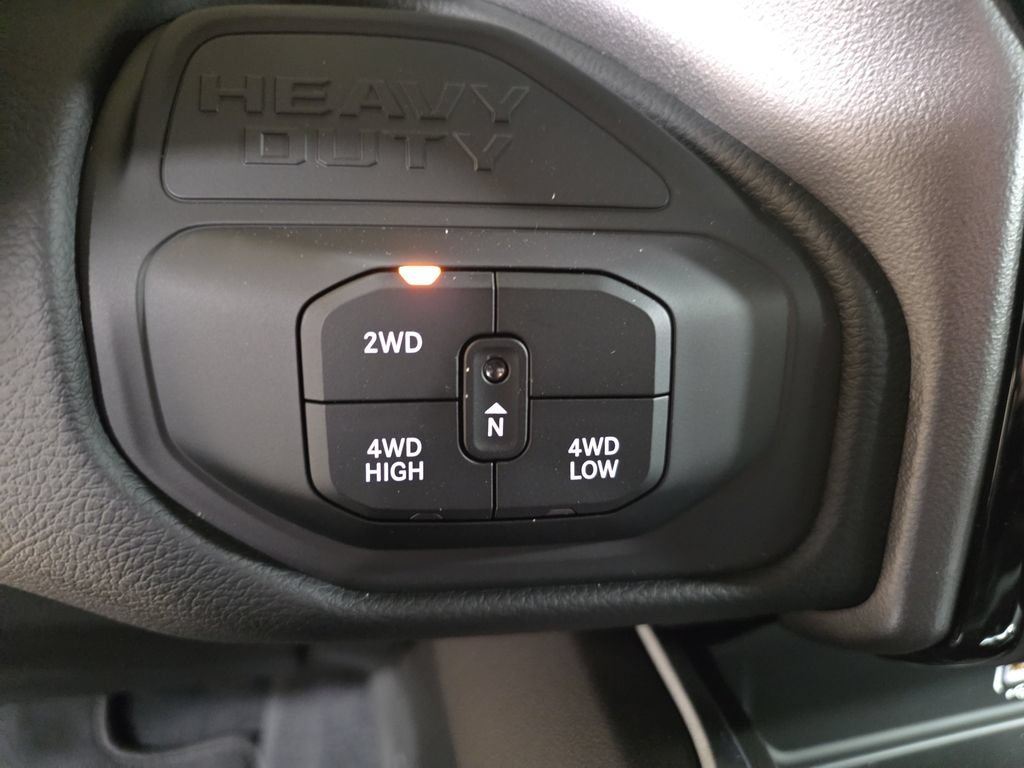 New 2026 RAM 2500 Big Horn AWD/4WD image 23