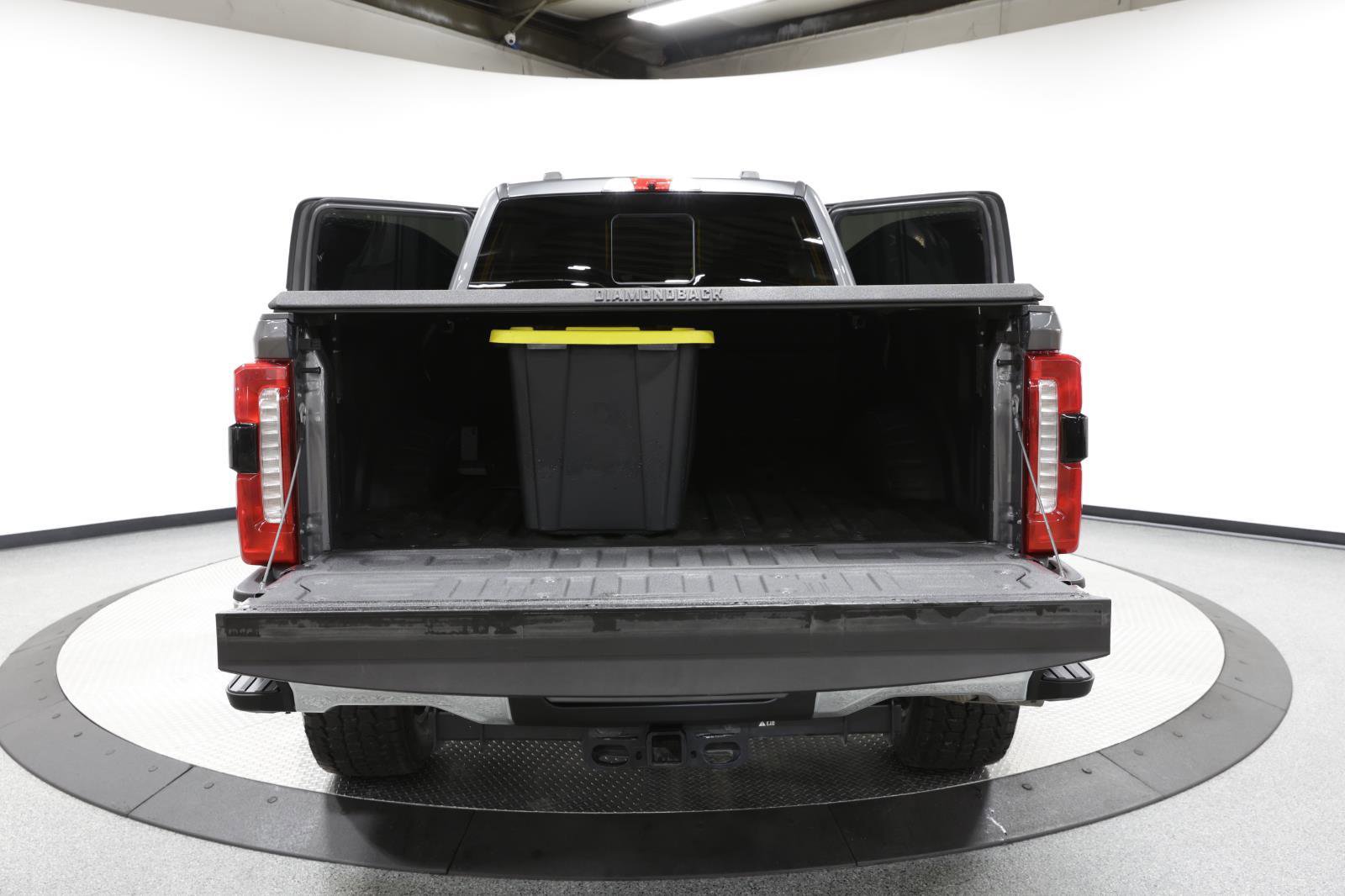 Used 2024 Ford F350 Lariat w/ Chrome Package image 11