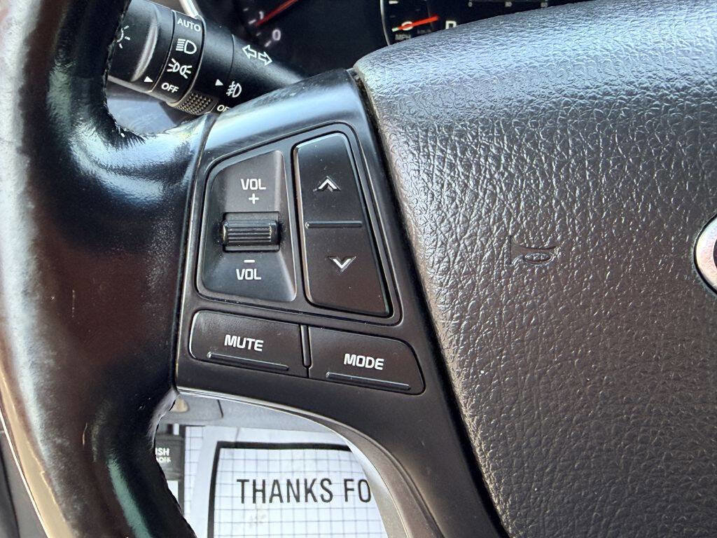 Used 2014 Kia Sorento SX image 16