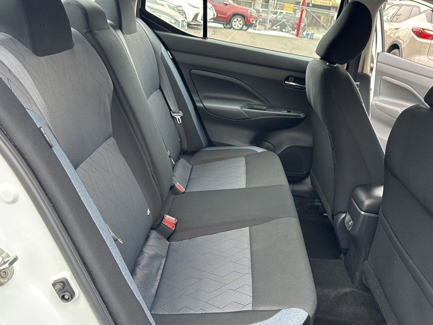 Used 2024 Nissan Versa SV w/ Trunk Package image 29