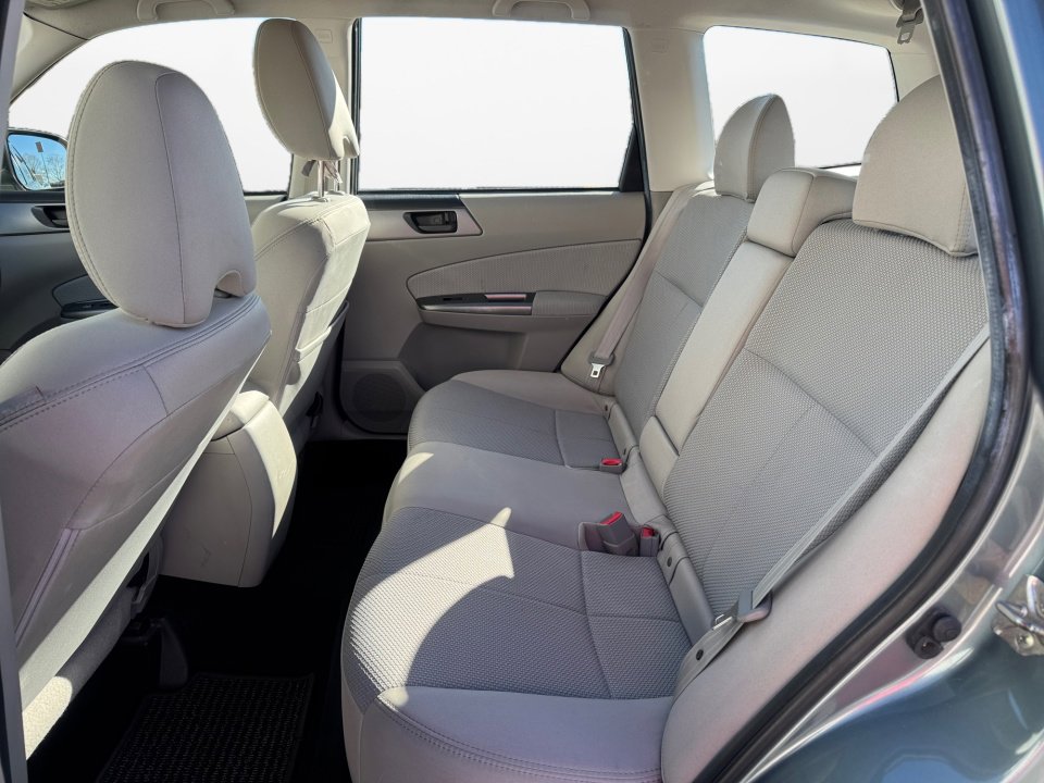 Used 2013 Subaru Forester 2.5X image 16