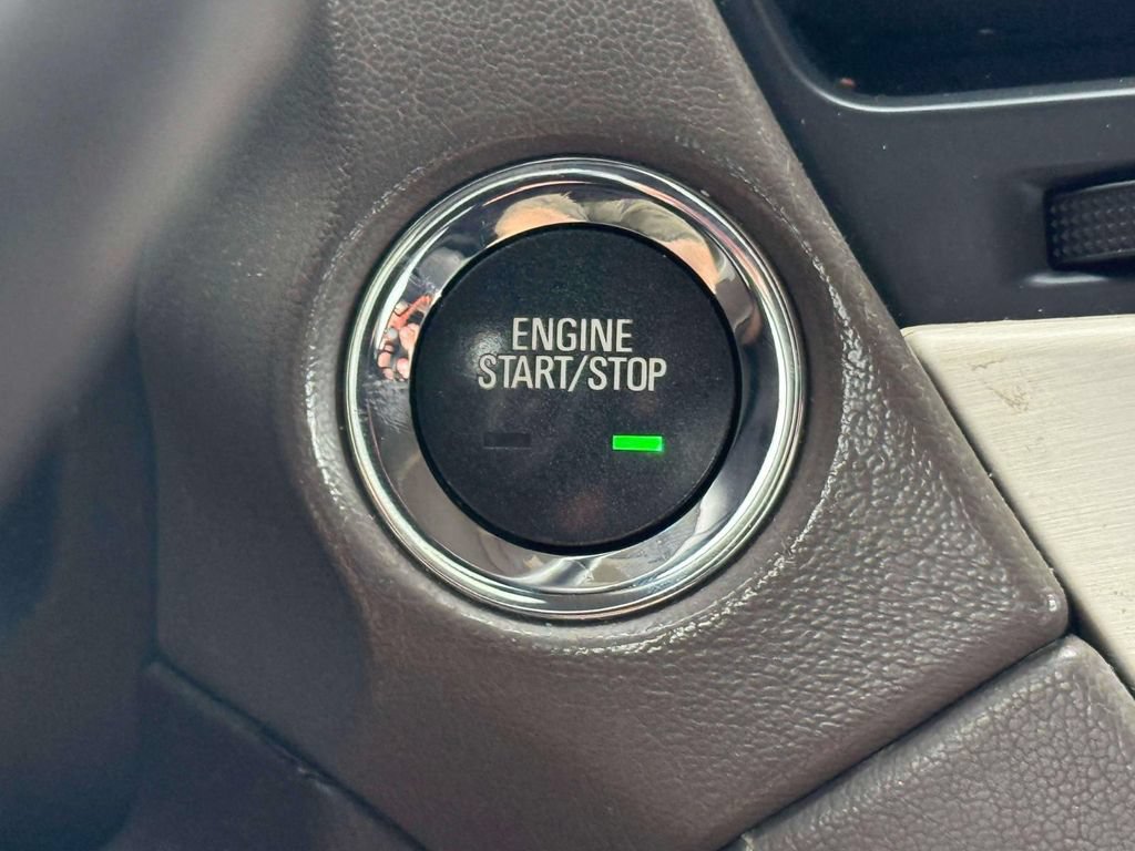 Used 2016 GMC Yukon Denali AWD/4WD image 21