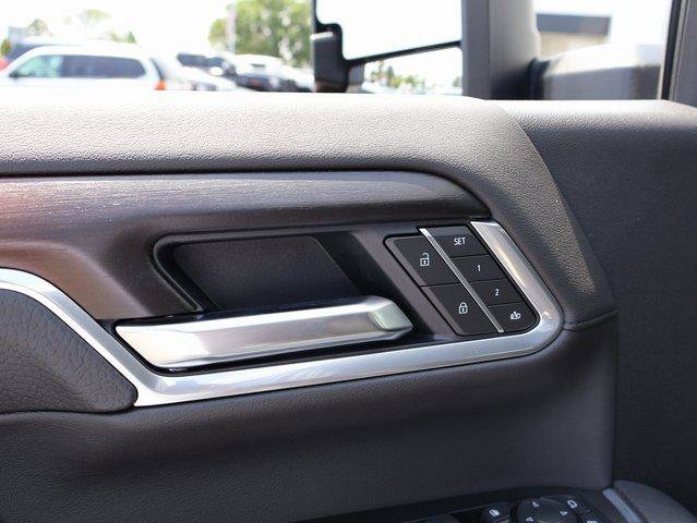 New 2025 GMC Sierra 2500 Denali w/ Technology Package image 17