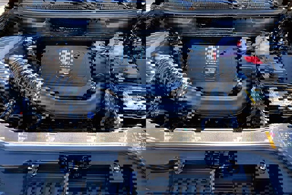 New 2026 Cadillac XT5 Luxury image 11