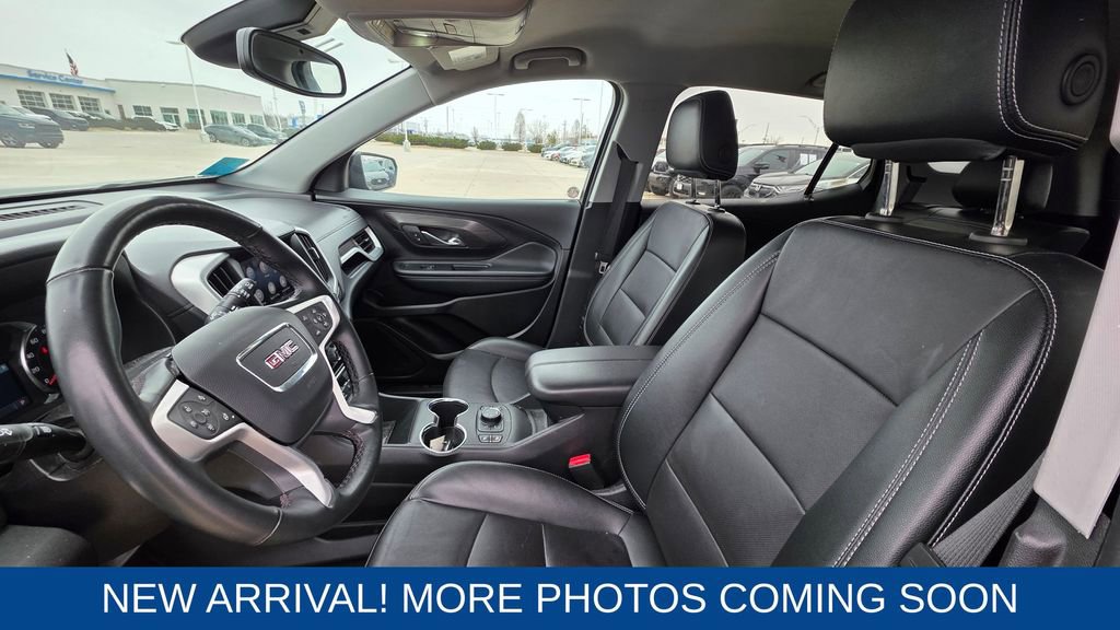 Used 2024 GMC Terrain SLT image 11
