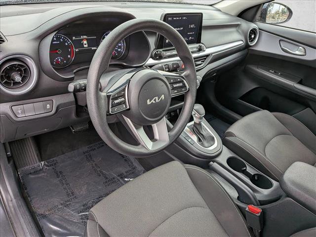 Used 2024 Kia Forte LXS image 9