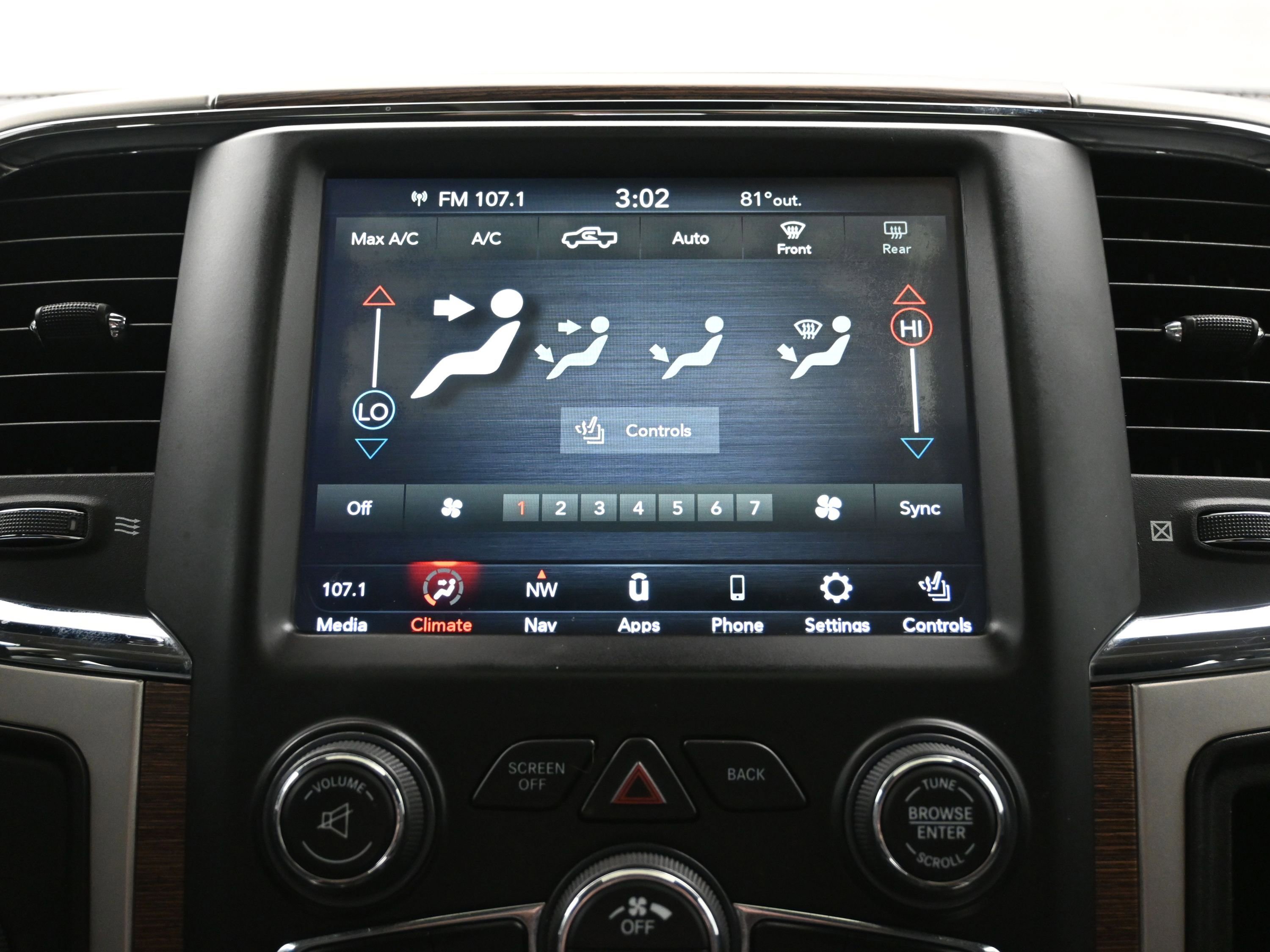 Used 2018 RAM 2500 Laramie w/ Off Road Package AWD/4WD image 36