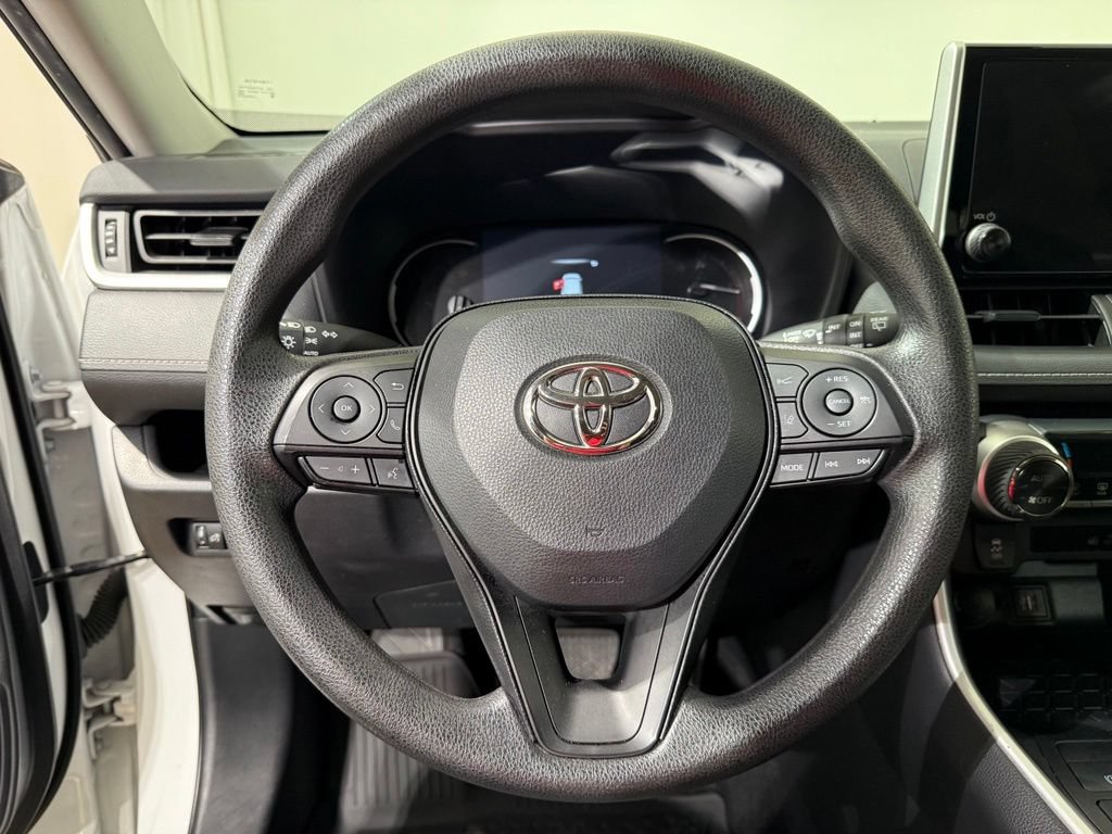 Certified 2025 Toyota RAV4 XLE AWD/4WD image 22