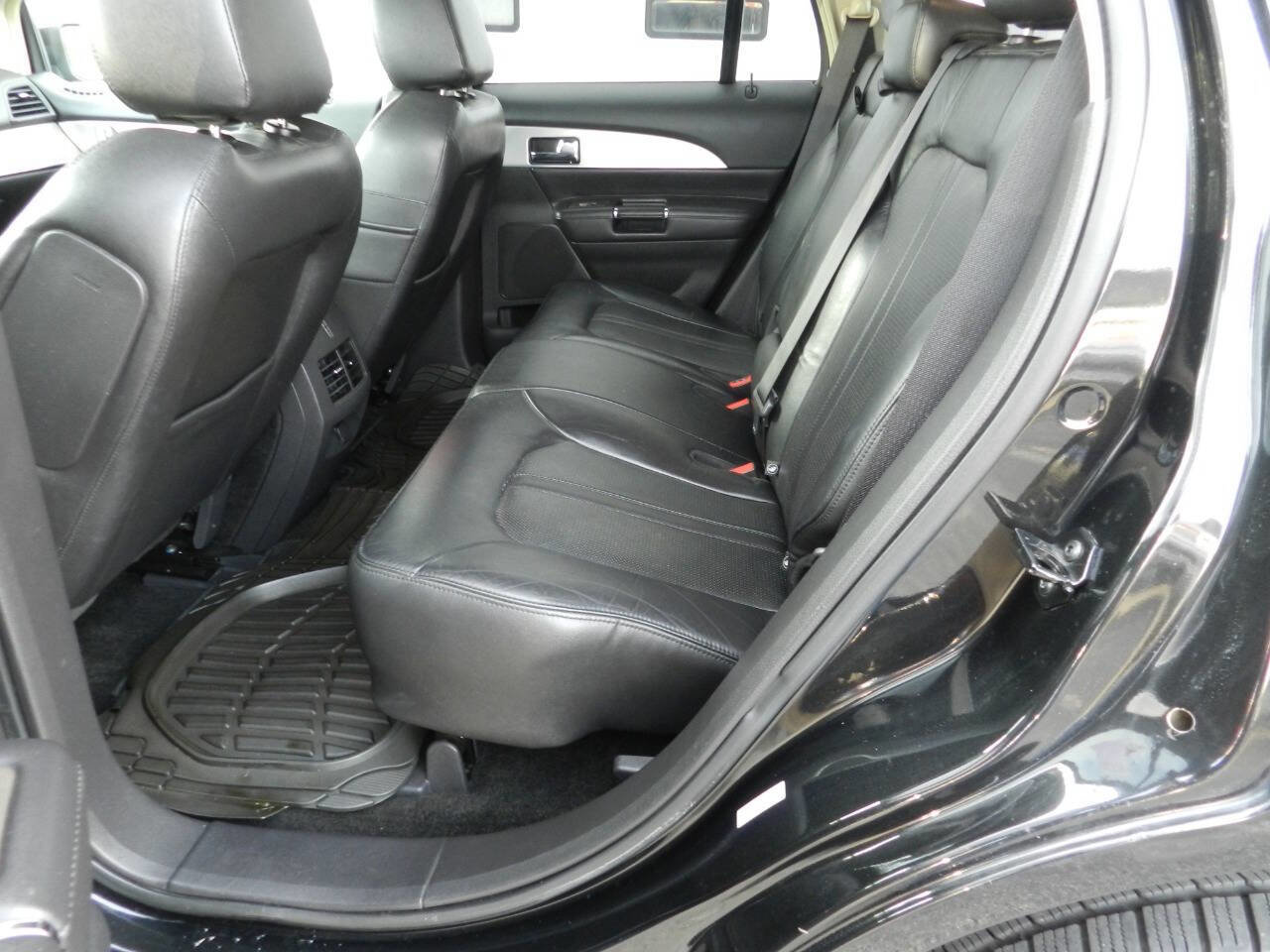 Used 2015 Lincoln MKX FWD image 10