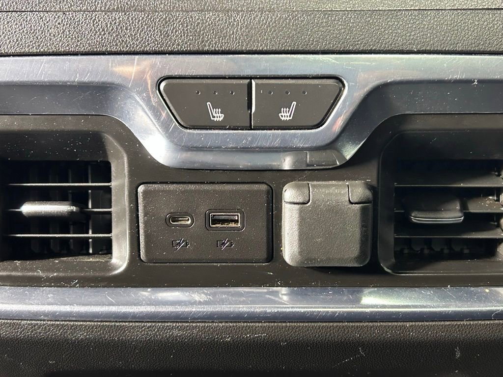 Used 2023 Chevrolet Silverado 3500 High Country image 18