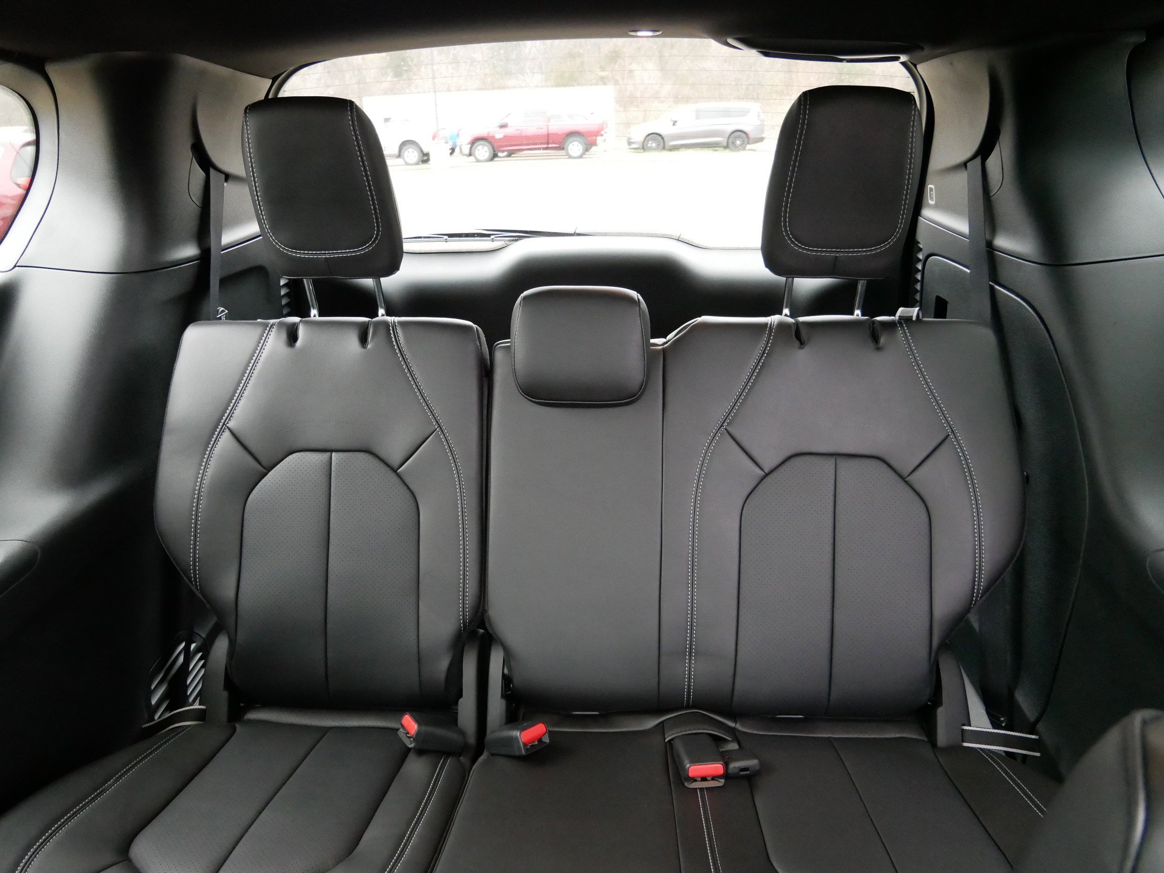 New 2026 Chrysler Pacifica Select image 8