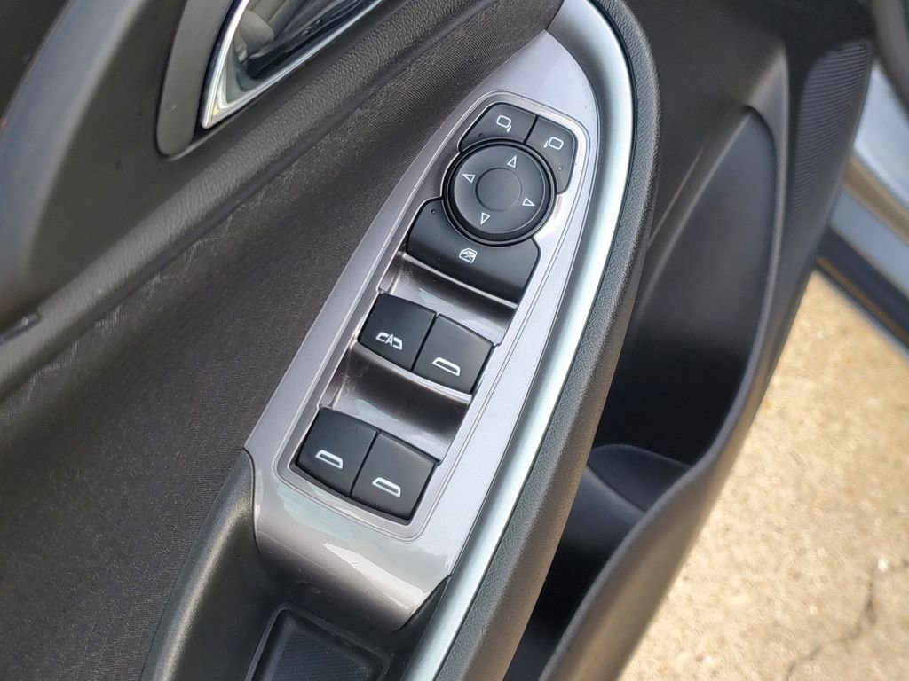 Used 2024 Chevrolet Malibu LT image 17