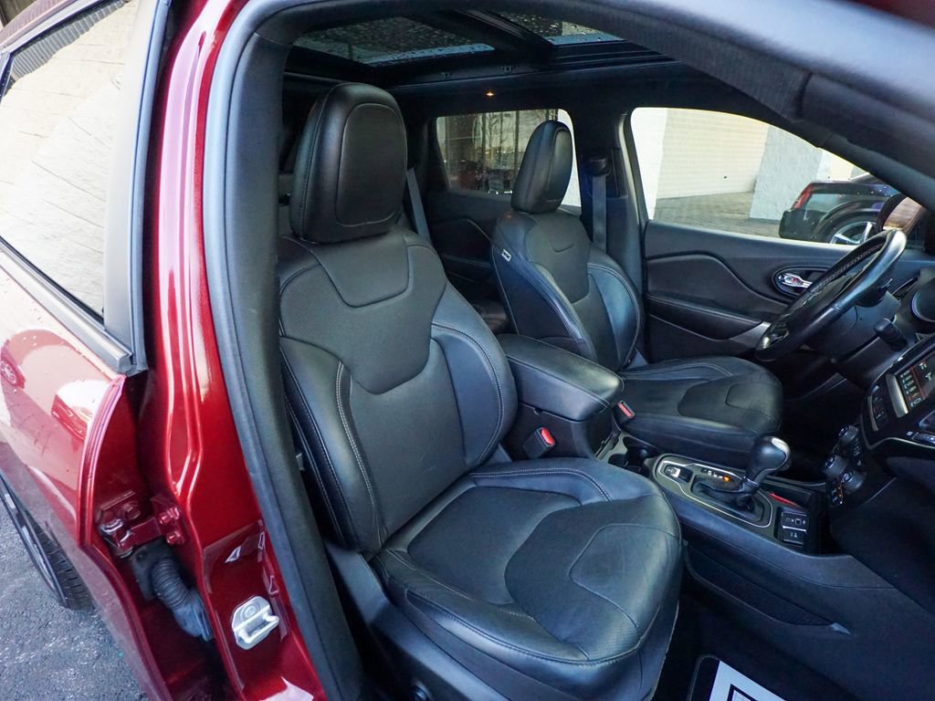 Used 2021 Jeep Cherokee Latitude Lux 80th Anniv w/ Quick Order Package 26U 80TH image 24