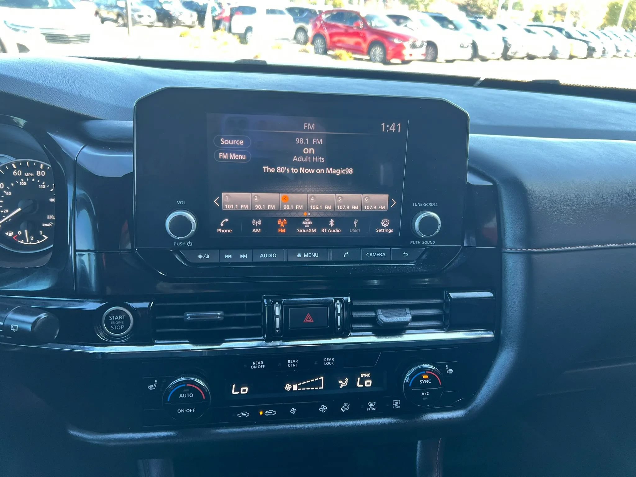 Used 2023 Nissan Pathfinder SV AWD/4WD image 12