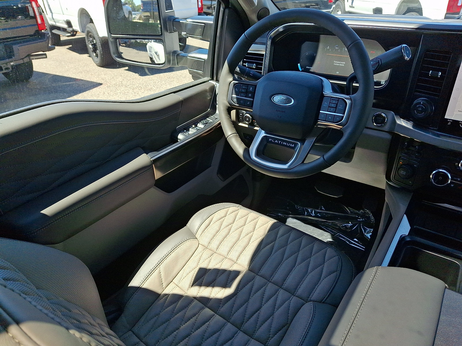 New 2026 Ford F350 Platinum w/ Platinum Plus Package AWD/4WD image 7