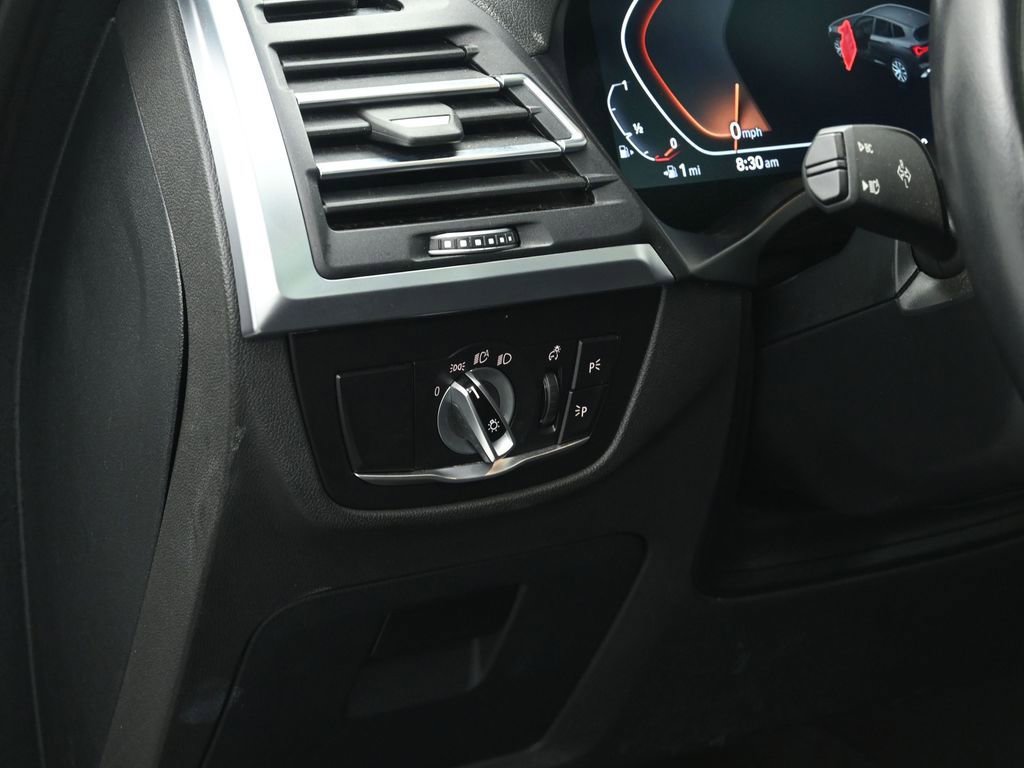 Used 2023 BMW X3 sDrive30i image 11