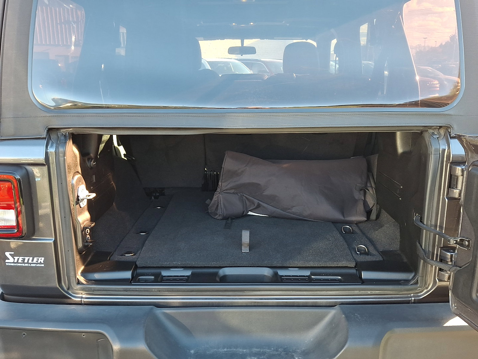 Certified 2022 Jeep Wrangler Unlimited Sport image 31