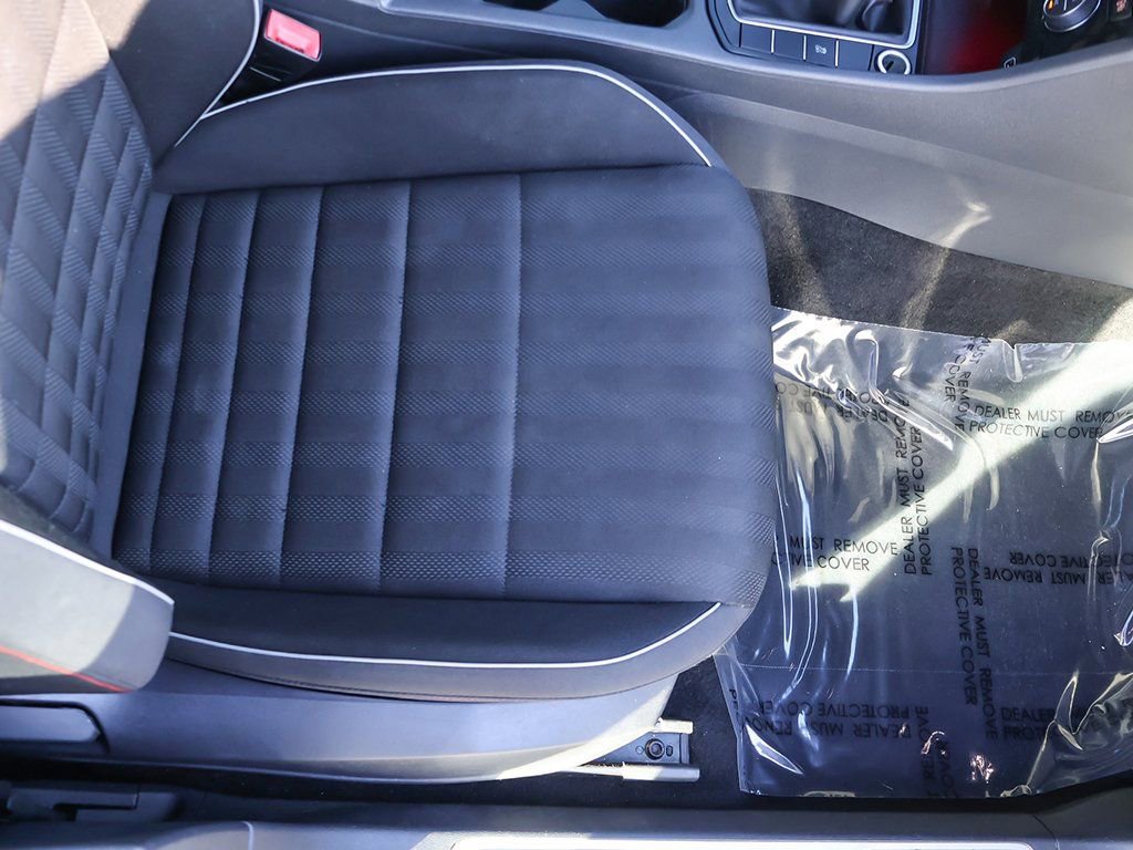 Used 2019 Volkswagen Jetta GLI image 29