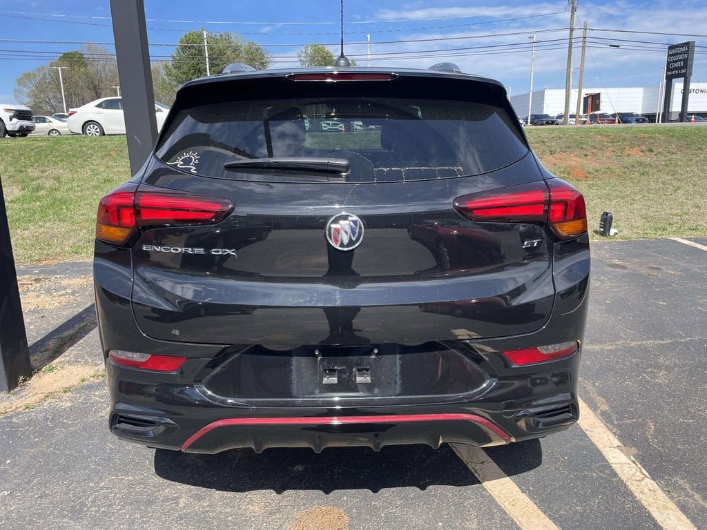 Used 2023 Buick Encore GX Select w/ Sport Touring Package image 5