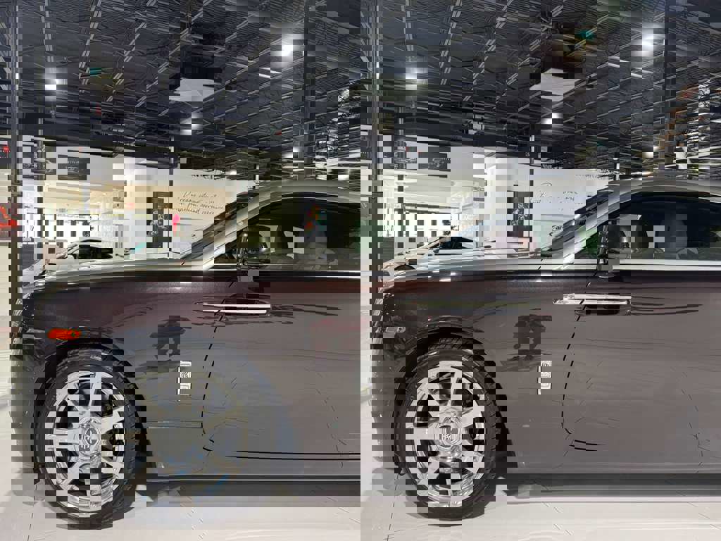 Used 2014 Rolls-Royce Wraith image 42