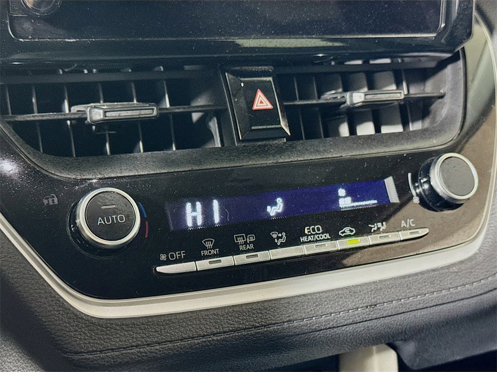 Used 2024 Toyota Corolla Cross LE image 14