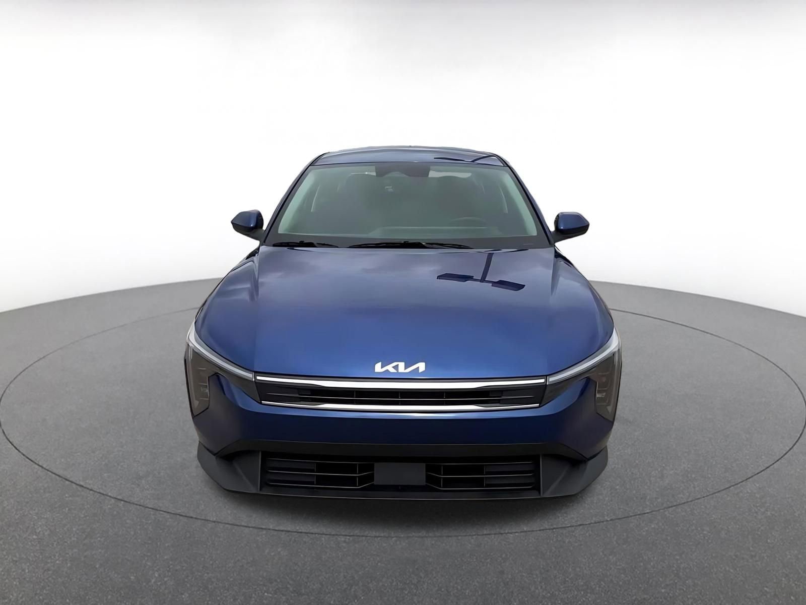 Used 2025 Kia K4 LXS FWD image 4