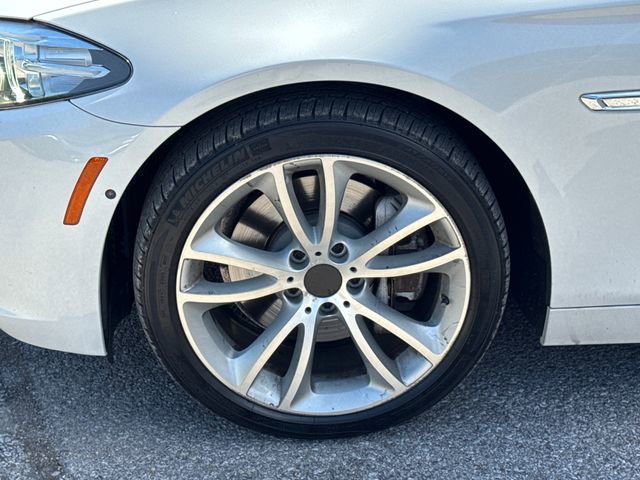 Used 2014 BMW 535i xDrive Sedan AWD/4WD image 25