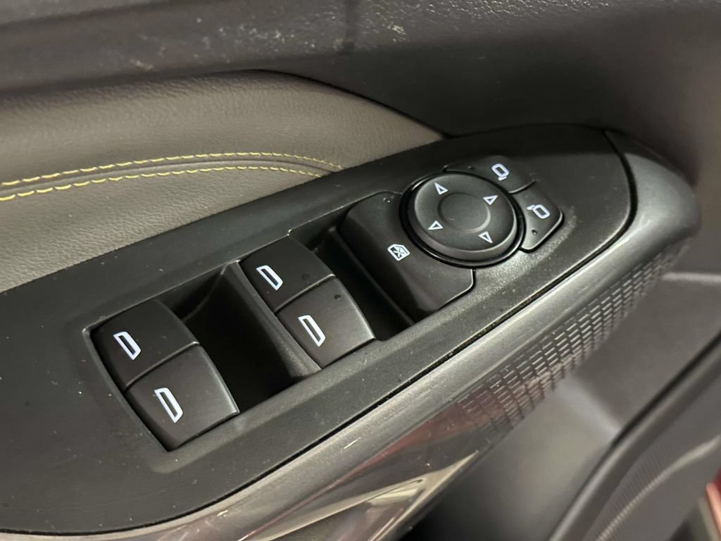Certified 2024 Chevrolet Trax ACTIV w/ Sunroof Package FWD image 18