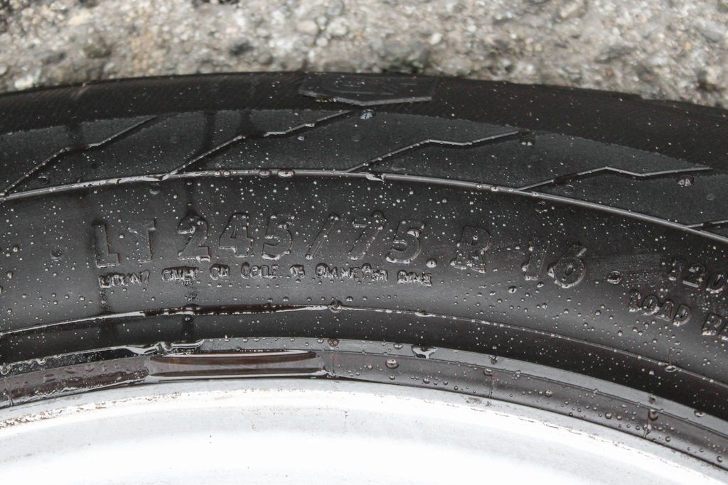 Used 2014 Ford E-350 and Econoline 350 Super Duty w/ Power Windows & Locks Group RWD image 35