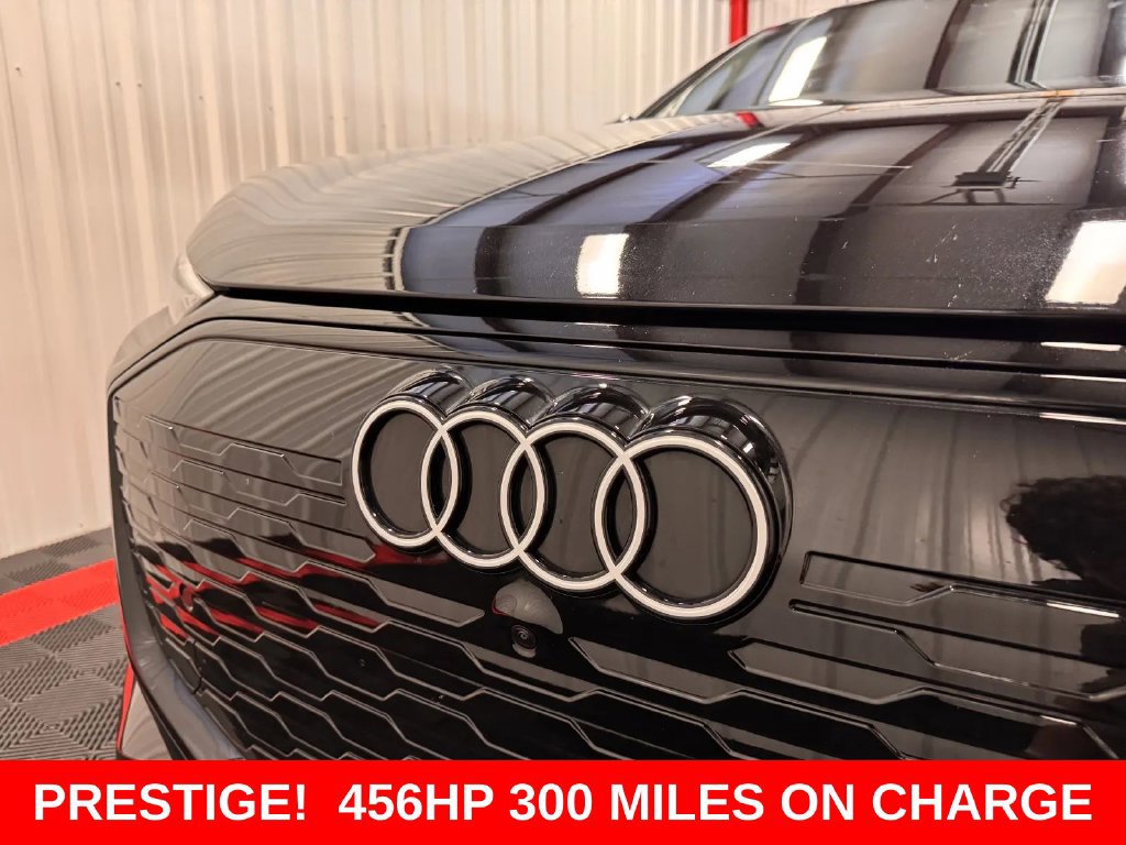 Used 2025 Audi Q6 e-tron Prestige w/ 20" Wheel Package AWD/4WD image 7