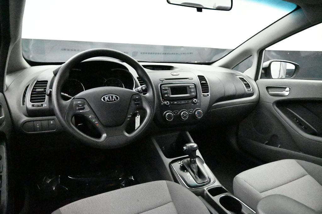 Used 2017 Kia Forte LX FWD image 11