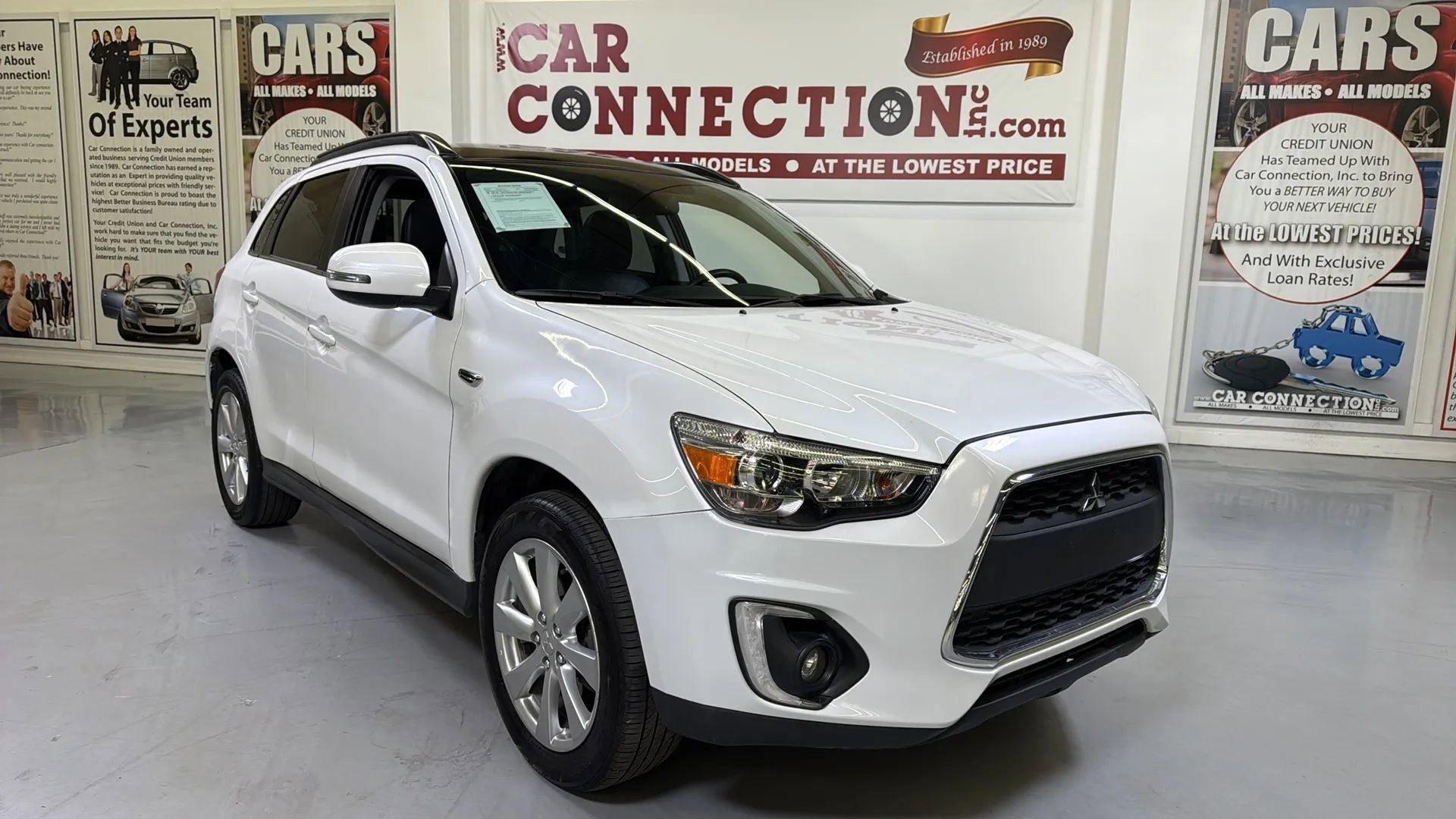 Used 2015 Mitsubishi Outlander Sport GT AWD/4WD image 2