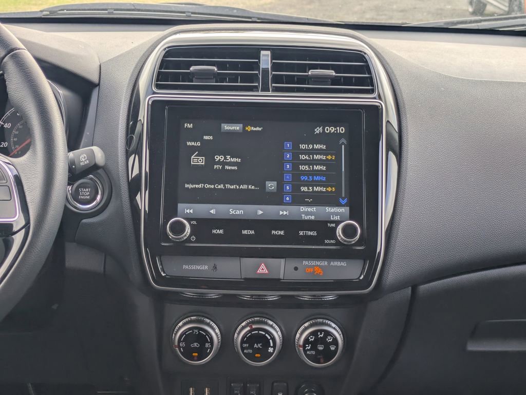 Used 2025 Mitsubishi Outlander Sport AWD image 18