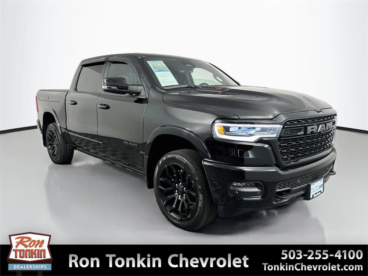 Used 2025 RAM 1500 Limited AWD/4WD image 1