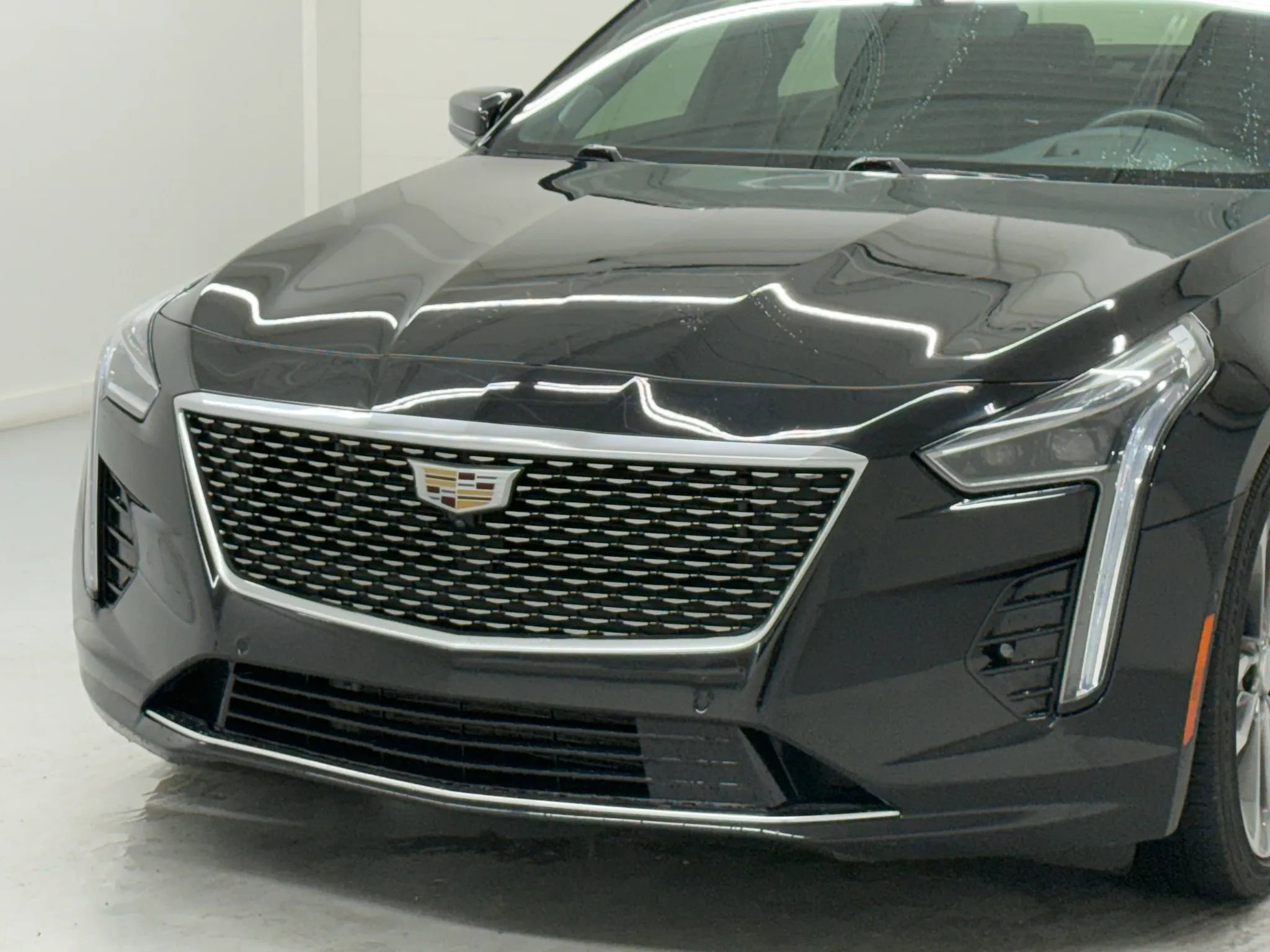 Used 2020 Cadillac CT6 Premium Luxury w/ LPO, Exterior Accent Package AWD/4WD image 45