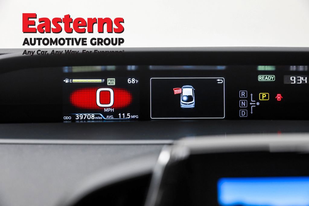 Used 2022 Toyota Prius Prime XLE image 17