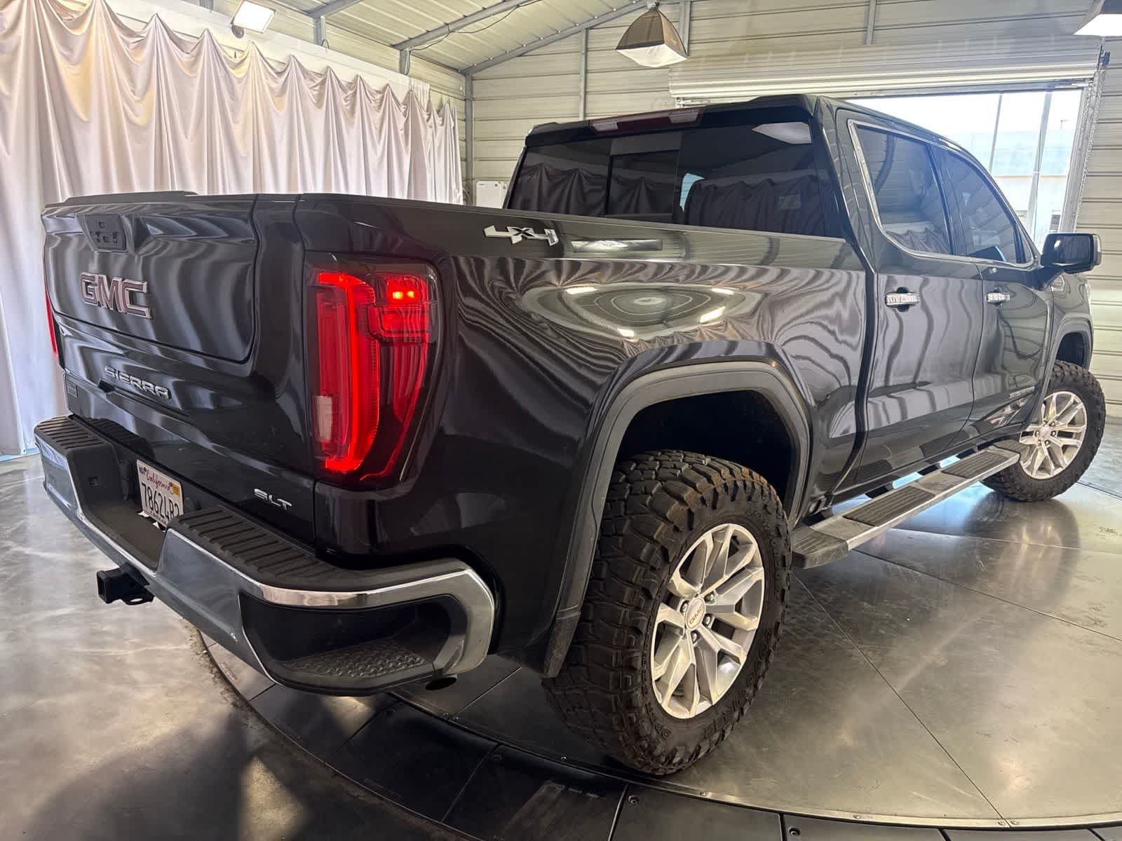 Used 2020 GMC Sierra 1500 SLT w/ SLT Premium Package AWD/4WD image 5