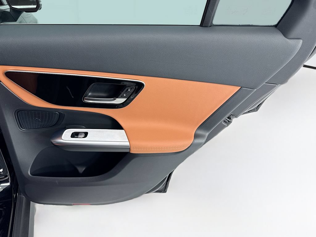 Certified 2026 Mercedes-Benz GLC 300 image 25