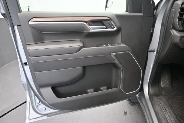 Used 2026 Chevrolet Silverado 1500 LT AWD/4WD image 17