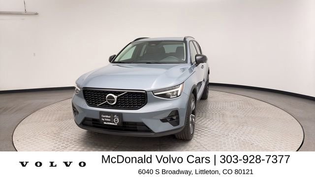 Certified 2023 Volvo XC40 B5 Ultimate w/ Protection Package Premier image 7