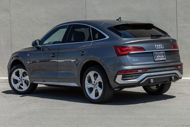 Used 2023 Audi Q5 2.0T Premium Plus w/ Premium Plus Package AWD/4WD image 3