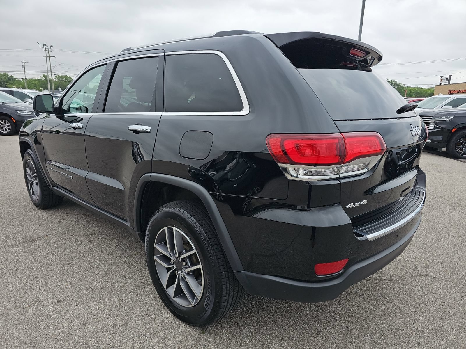 Used 2022 Jeep Grand Cherokee Limited AWD/4WD image 5