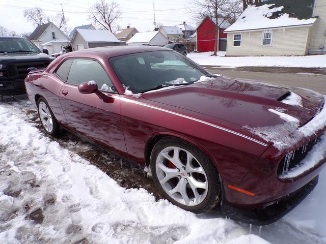 Used 2019 Dodge Challenger R/T w/ Cold Weather Group image 2