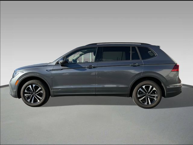 Certified 2024 Volkswagen Tiguan S image 3