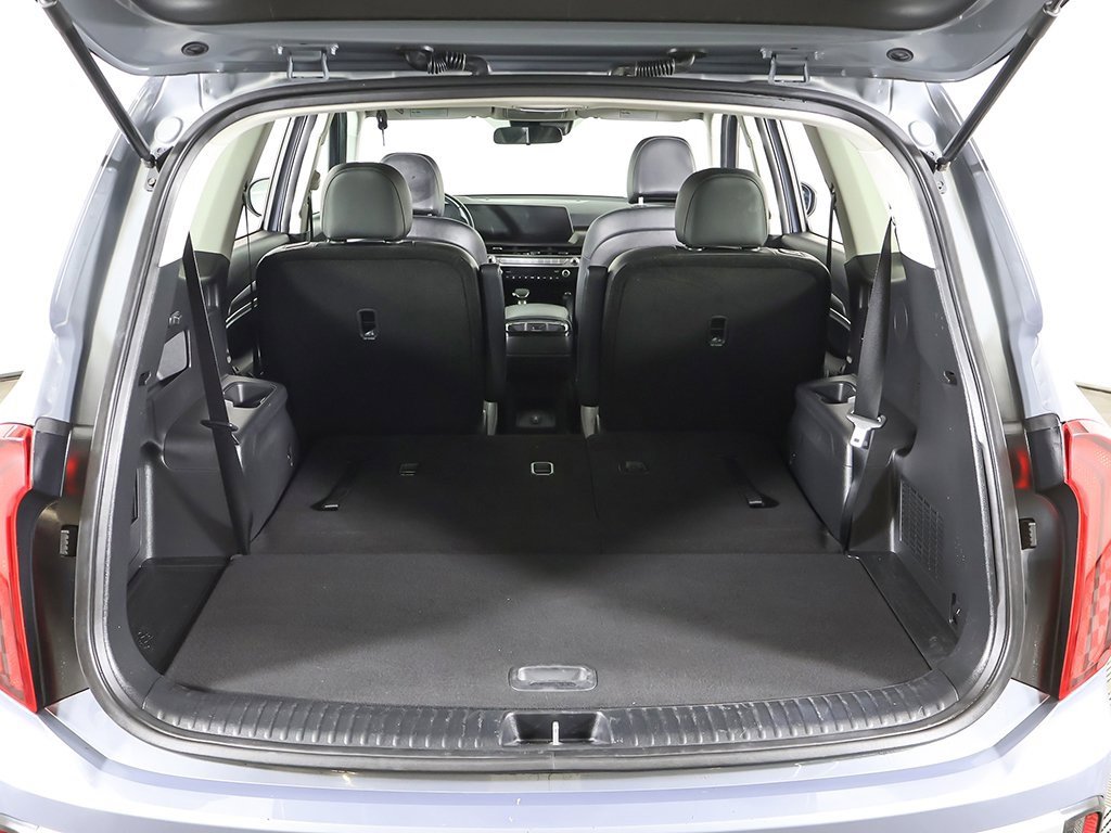 Used 2023 Kia Telluride S image 20
