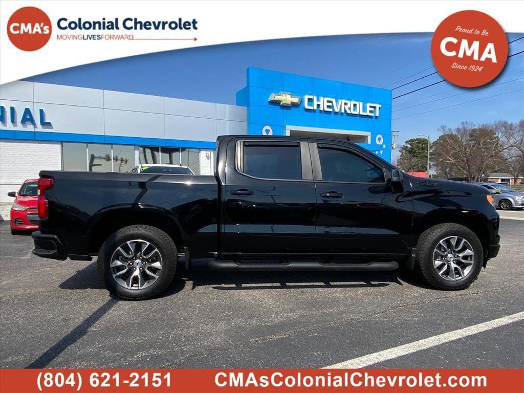 Used 2023 Chevrolet Silverado 1500 RST w/ Z71 Off-Road Package image 2