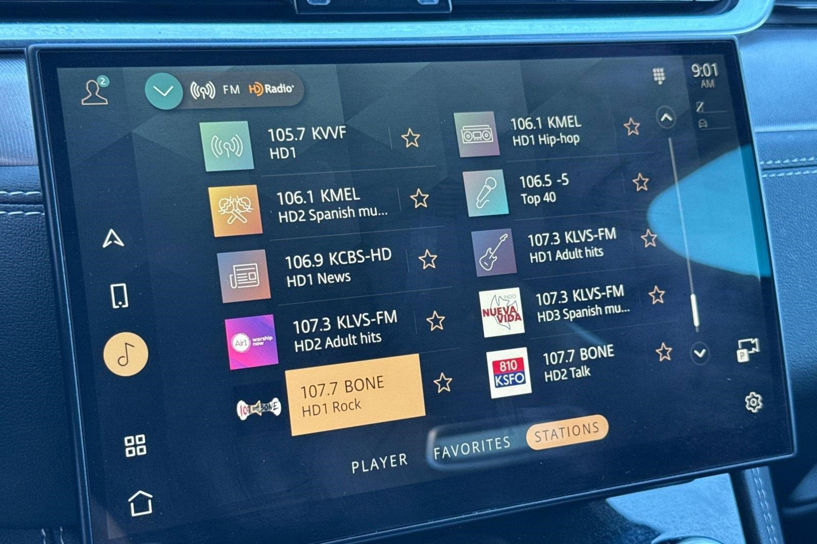 Used 2023 Jaguar F-PACE R-Dynamic S image 21