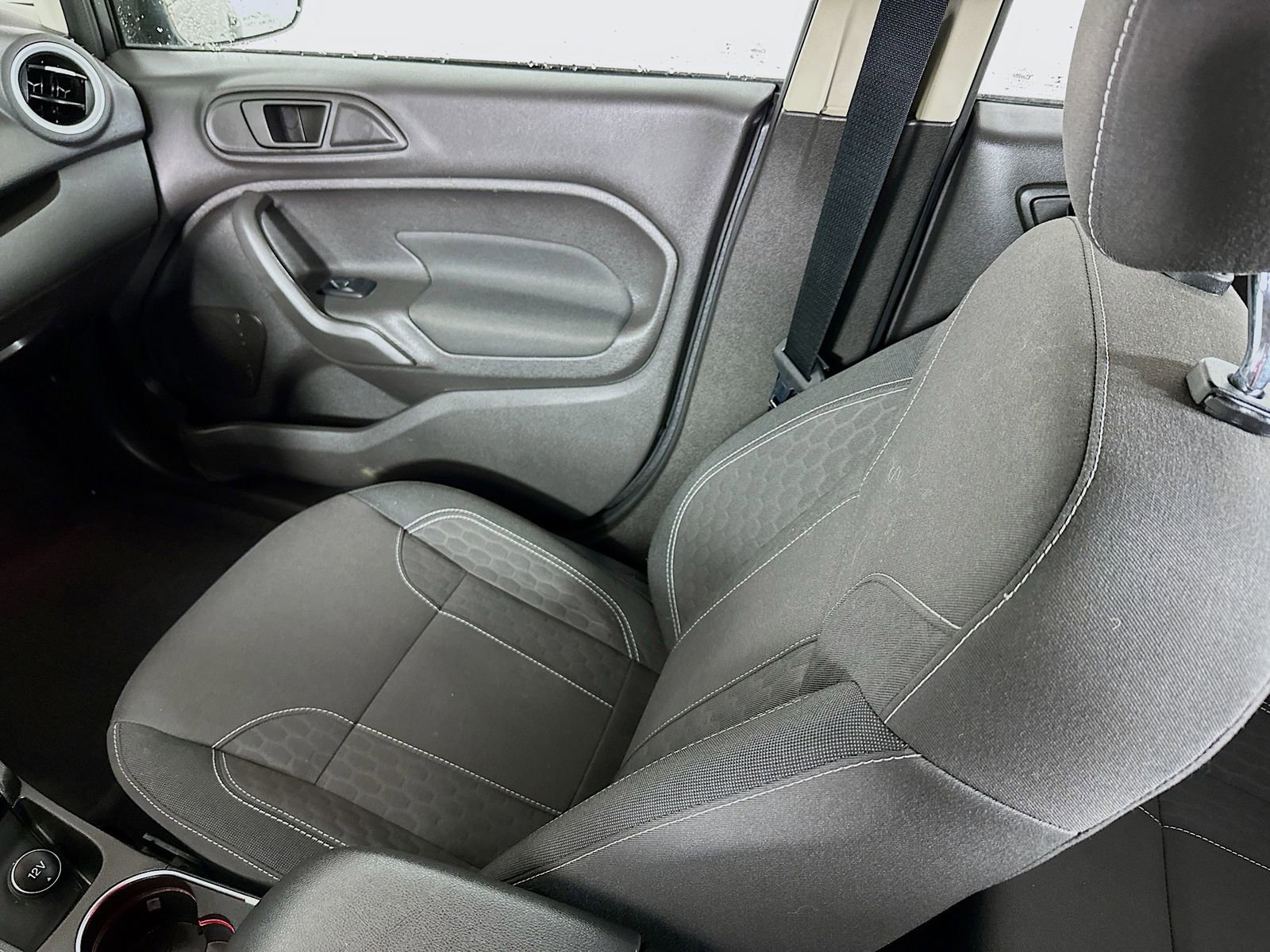 Used 2019 Ford Fiesta SE w/ Equipment Group 201A image 22