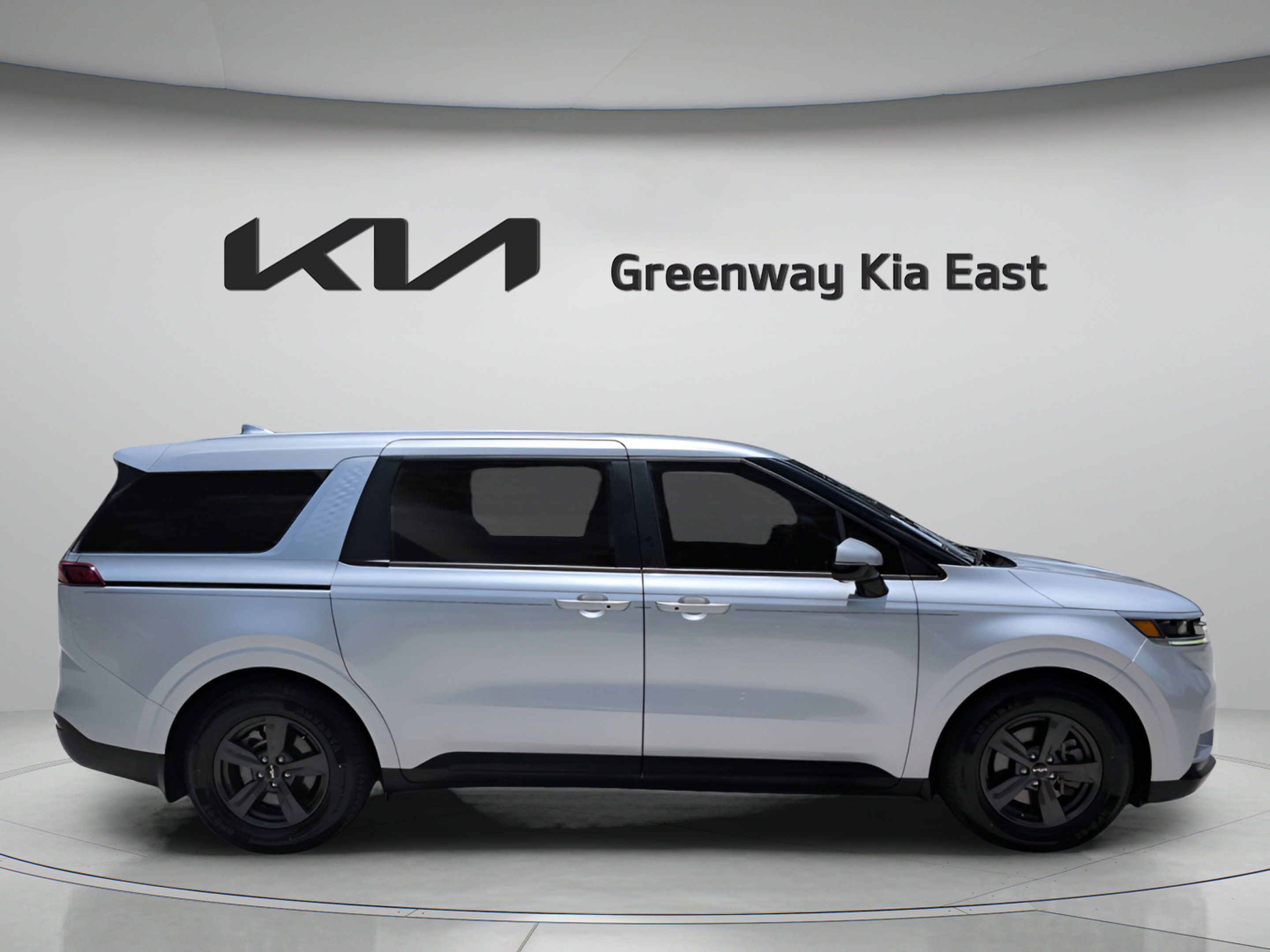 Certified 2023 Kia Carnival LX FWD image 4